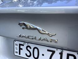 2019 Jaguar XE P300 R-Dynamic SE