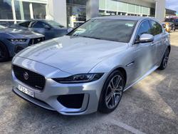 2019 Jaguar XE P300 R-Dynamic SE