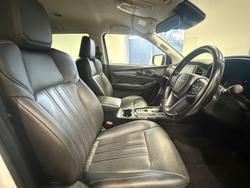 2021 Isuzu MU-X LS-T