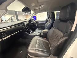 2021 Isuzu MU-X LS-T