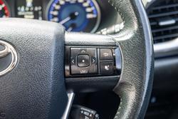 2017 Toyota Hilux SR5