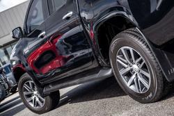 2017 Toyota Hilux SR5