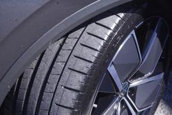 2024 Volkswagen Touareg 210TDI R-Line