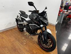 2024 CFMoto NK ADVANCE WHITE