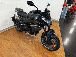 2024 CFMoto NK ADVANCE WHITE