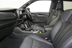 2025 Isuzu MU-X LS-T