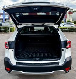 2022 Subaru Outback AWD Touring