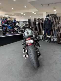 BMW Motorrad BMW R NINET 0D Man Opt 719 Night Black/Aluminum