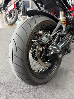 BMW Motorrad BMW R NINET 0D Man Opt 719 Night Black/Aluminum