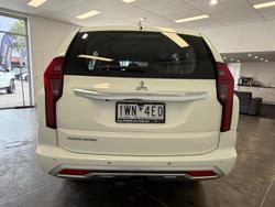 2022 Mitsubishi Pajero Sport GLX