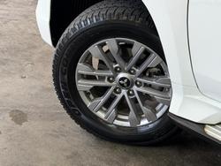 2022 Mitsubishi Pajero Sport GLX