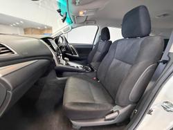 2022 Mitsubishi Pajero Sport GLX