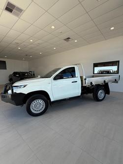 2021 Mitsubishi Triton GLX