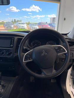 2021 Mitsubishi Triton GLX