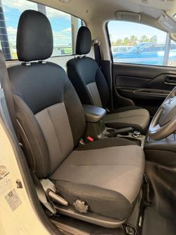 2021 Mitsubishi Triton GLX