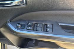 2023 Suzuki Vitara LY Series II Ivy/Black (A9N)