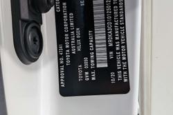 2020 Toyota Hilux SR