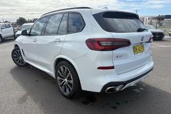 2023 BMW X5 xDrive40i M Sport