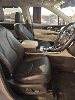 2020 Kia Carnival Platinum