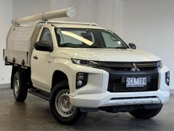 2024 Mitsubishi Triton GLX