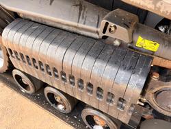 2017 Challenger Mt875e