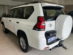 2023 Toyota Prado DSL WGN AT GX