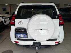 2023 Toyota Prado DSL WGN AT GX