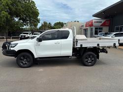 2025 Toyota Hilux 4x4 2.8L Dsl E/C/C 6MT SR