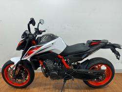 2021 Ktm 890 DUKE R ORANGE