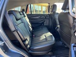 2023 Isuzu MU-X LS-T