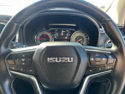 2023 Isuzu MU-X LS-T