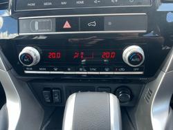 2000 Mitsubishi Pajero Sport