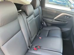 2000 Mitsubishi Pajero Sport