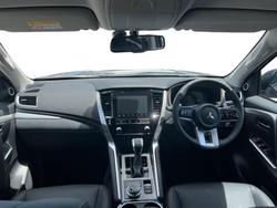 2000 Mitsubishi Pajero Sport