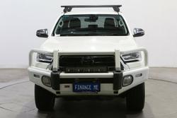 2021 Toyota Hilux SR5