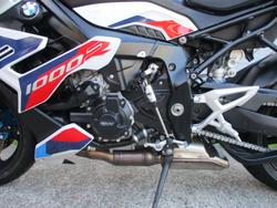 2023 BMW Motorrad M 1000 R LT WHT/RACING BLU MET/RACE RED