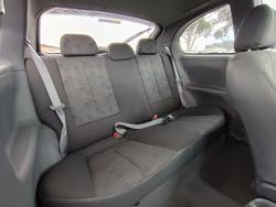 2004 Hyundai Accent GL