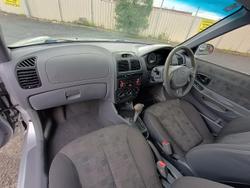 2004 Hyundai Accent GL