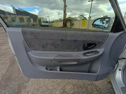 2004 Hyundai Accent GL