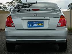 2004 Hyundai Accent GL