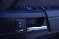 2025 Land Rover Defender 110 D350 X-Dynamic HSE