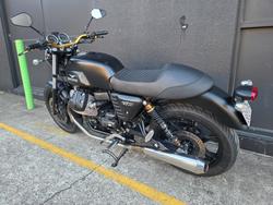 2015 MOTO GUZZI V7 STONE BLACK