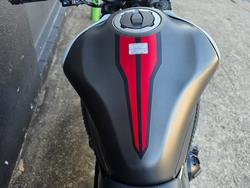 2022 Kawasaki Z900 SUPERNAKED (ZR900) WHITE