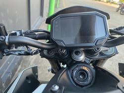 2022 Kawasaki Z900 SUPERNAKED (ZR900) WHITE