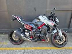 Kawasaki Z900 Supernaked (ZR900)