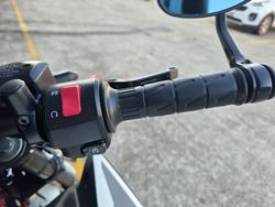 2022 Kawasaki Z900 SUPERNAKED (ZR900) WHITE