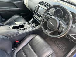 2016 Jaguar XE 20t Prestige X760 MY16 Bluefire Blue