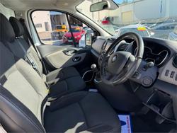 2018 RENAULT TRAFIC FORMULA EDITION LWB X82 MY18 WHITE