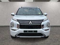 2025 Mitsubishi Outlander Exceed Tourer