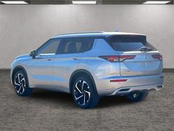 2025 Mitsubishi Outlander PHEV Exceed